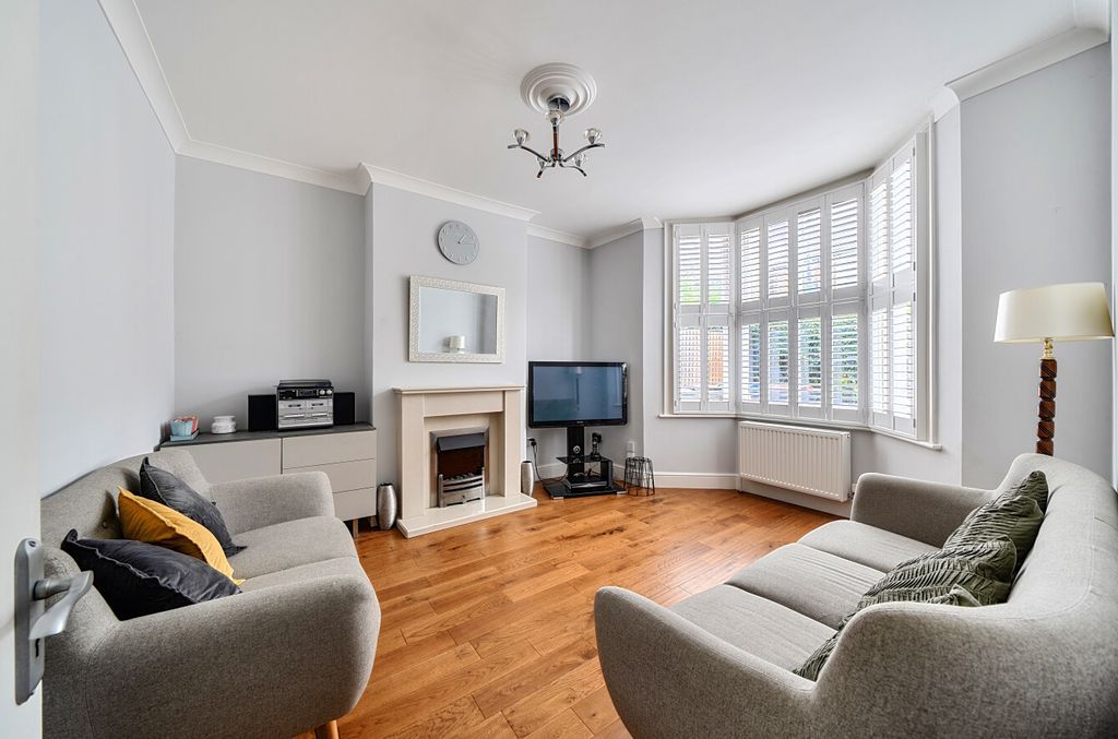 Property photo 2 of 19 1522695-1-6Aa9Cfb...