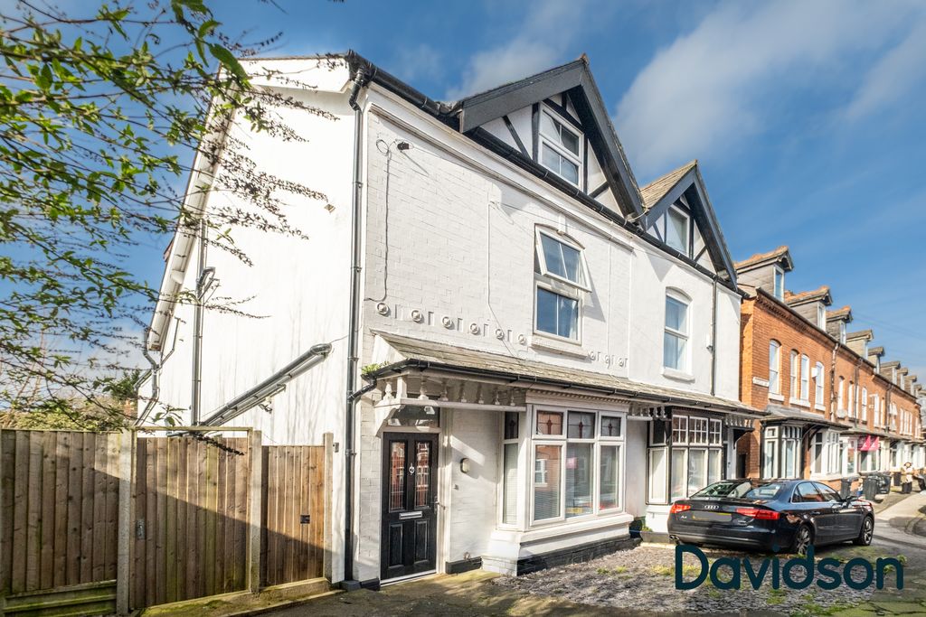 Property photo 1 of 25