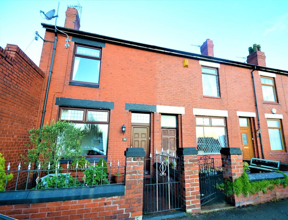 Property photo 1 of 17