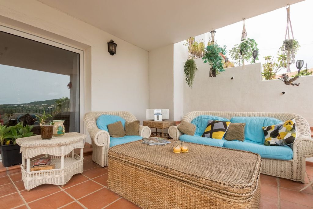 Property photo 2 of 29