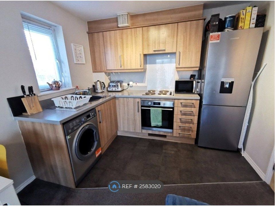 Property photo 3 of 6