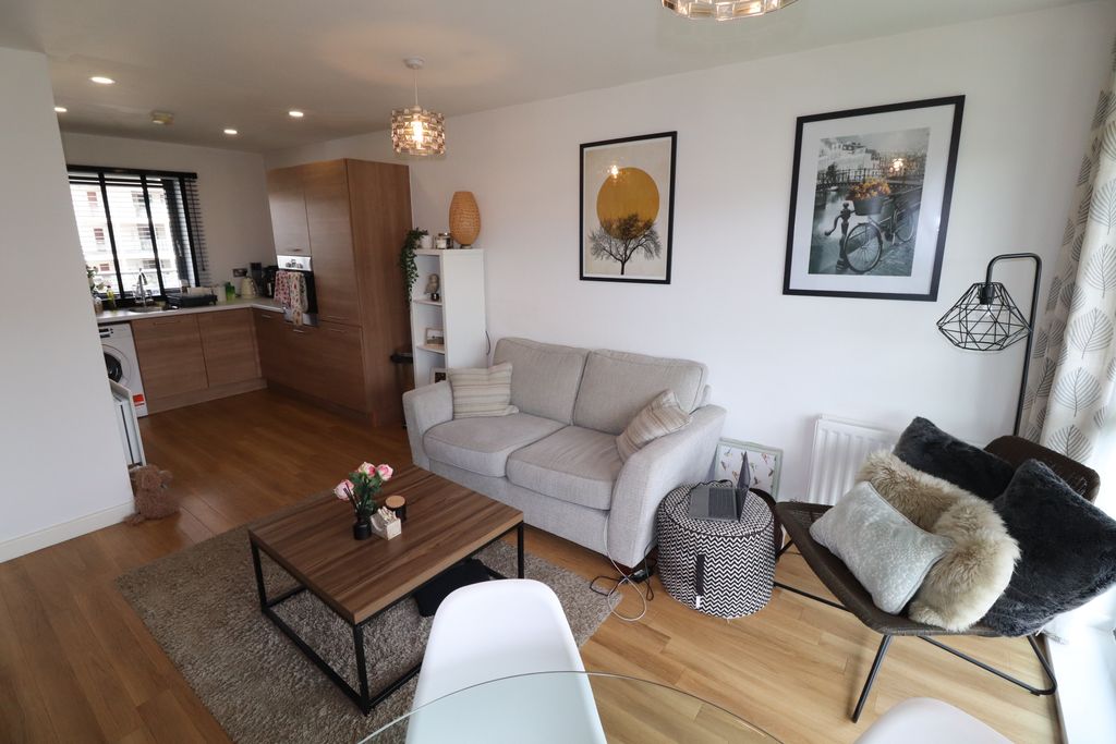 Property photo 2 of 9 Open Plan Living