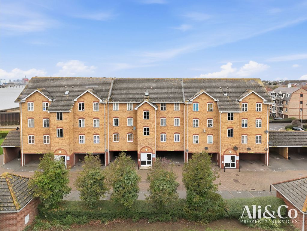 Property photo 2 of 16