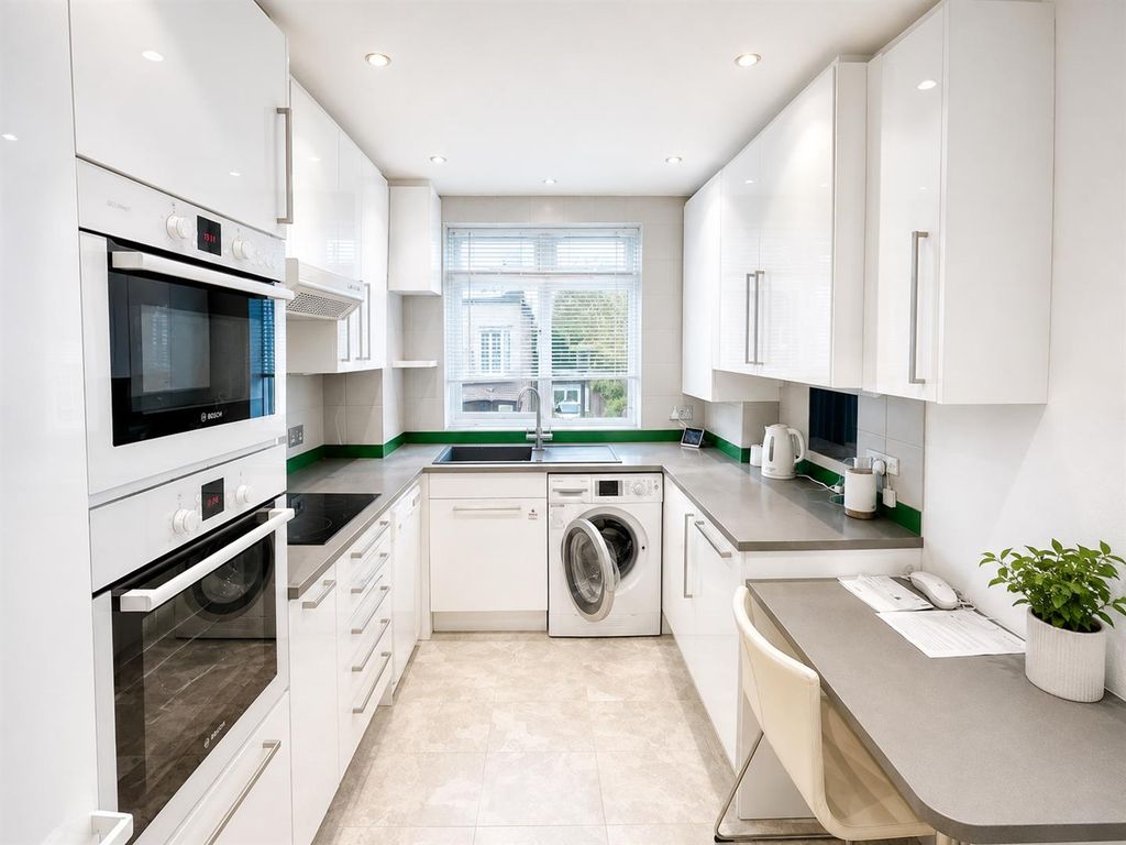 Property photo 2 of 8 0d14De9B-Dfe5-4dc6-B8A7-2d05Dfba4087.Png