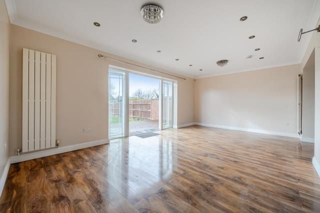 Property photo 3 of 20 Reception Room