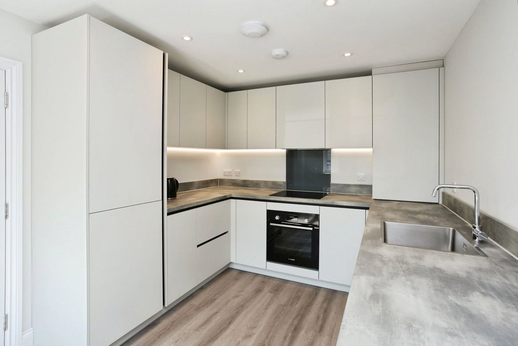 Property photo 3 of 14 Kitchen Diner