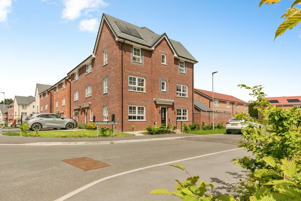 Property photo 1 of 17 Pbox-Img.Jpg