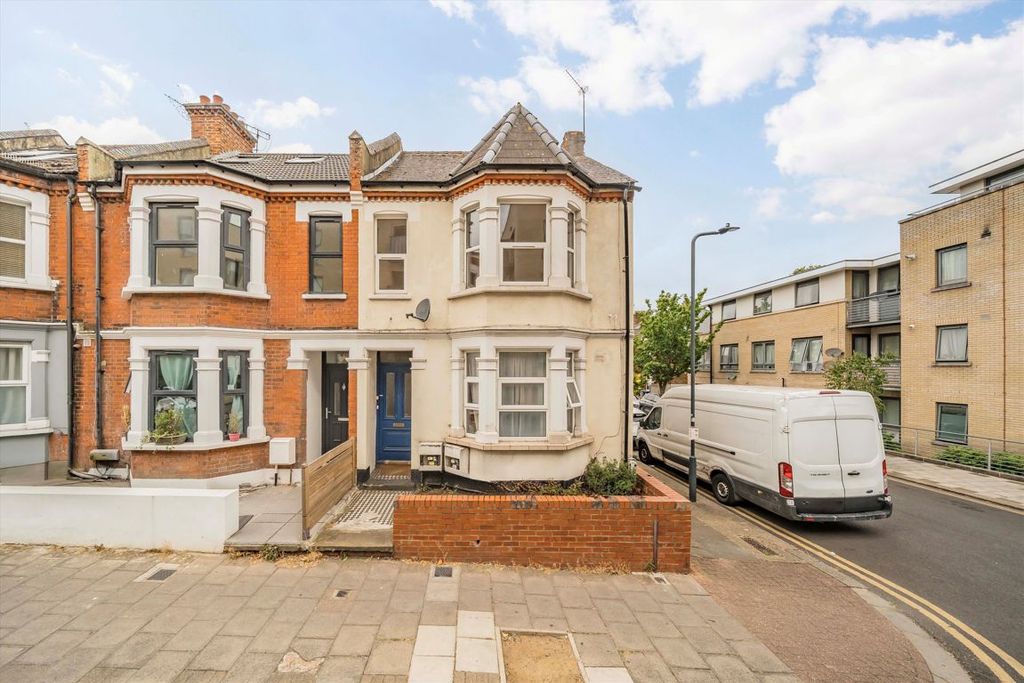 Property photo 1 of 6
