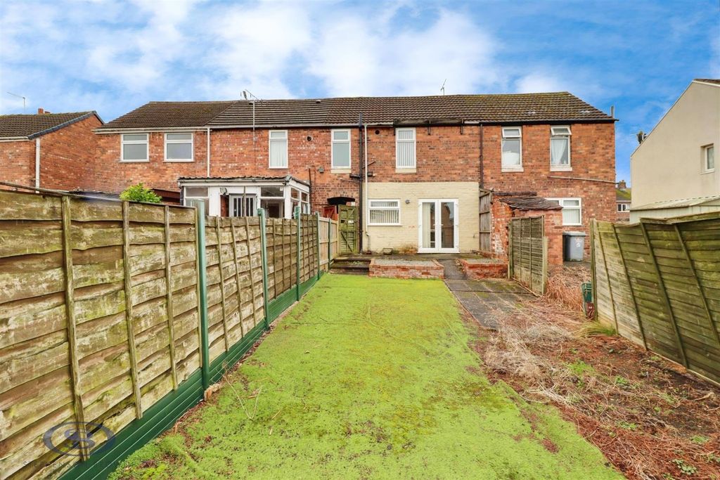 Property photo 3 of 14