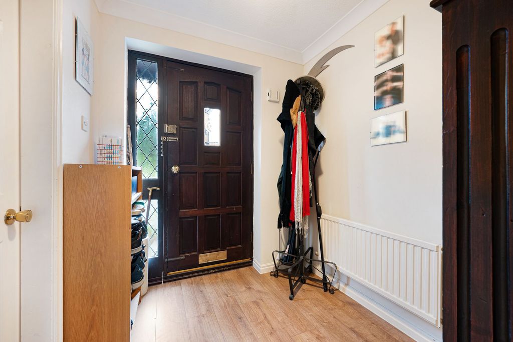 Property photo 3 of 47 Photo 3