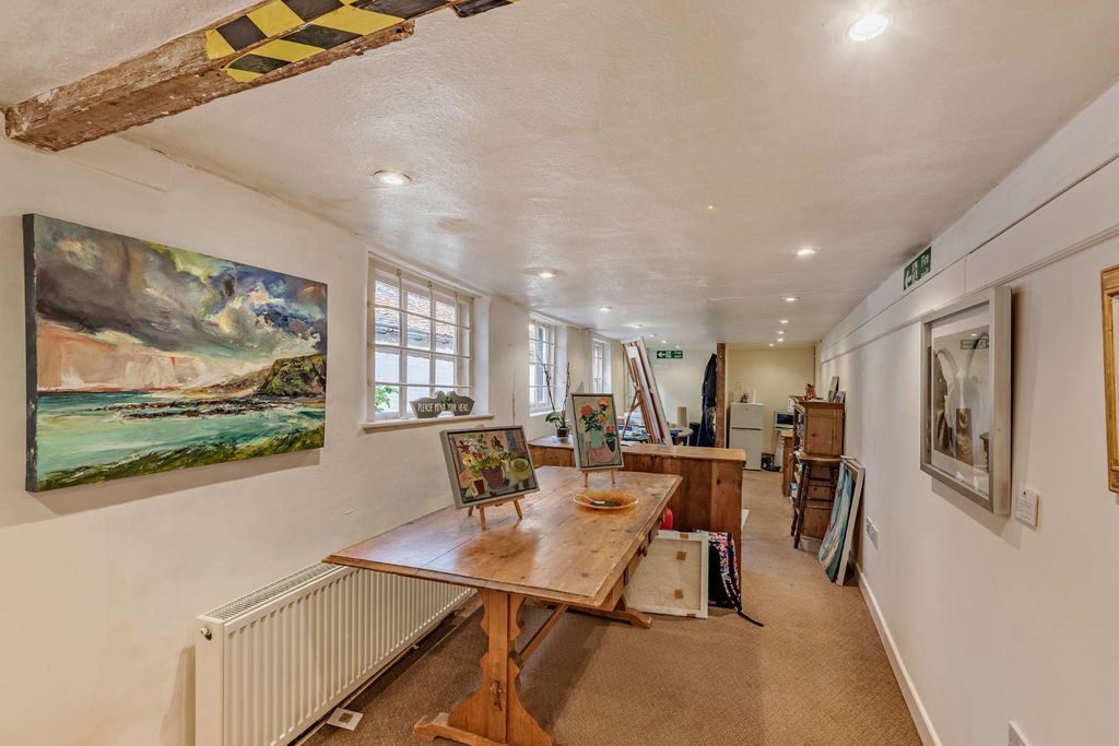 Additional image 5 of 6 bed detached house for saleBridge Street, Hungerford, Berkshire RG17