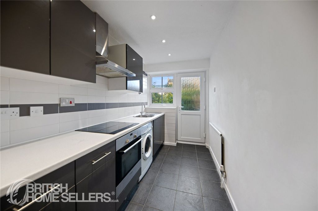 Property photo 3 of 15 3