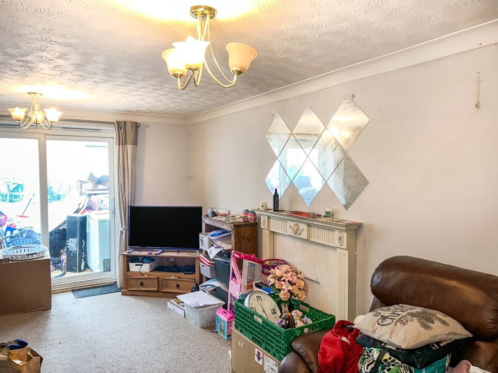 Property photo 2 of 11 Image 1