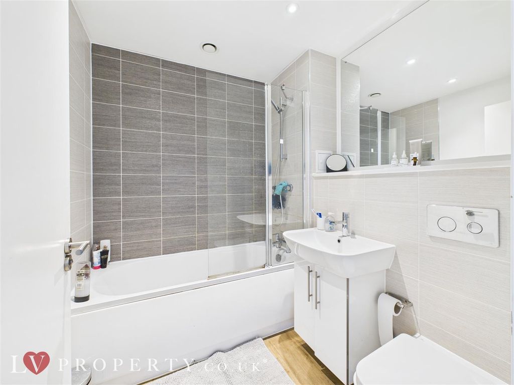 Additional image 6 of 2 bed flat for saleSheepcote Street, Birmingham, West Midlands B16