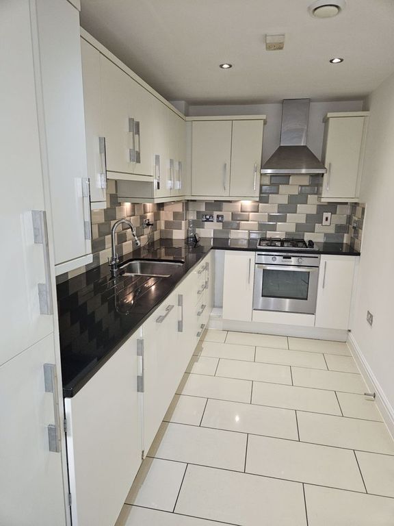 Property photo 3 of 13 Photo 38