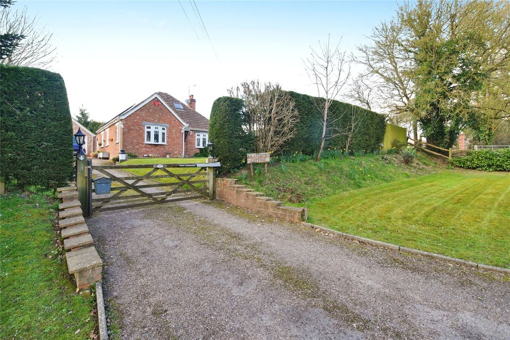 Property photo 2 of 17 Picture No. 02