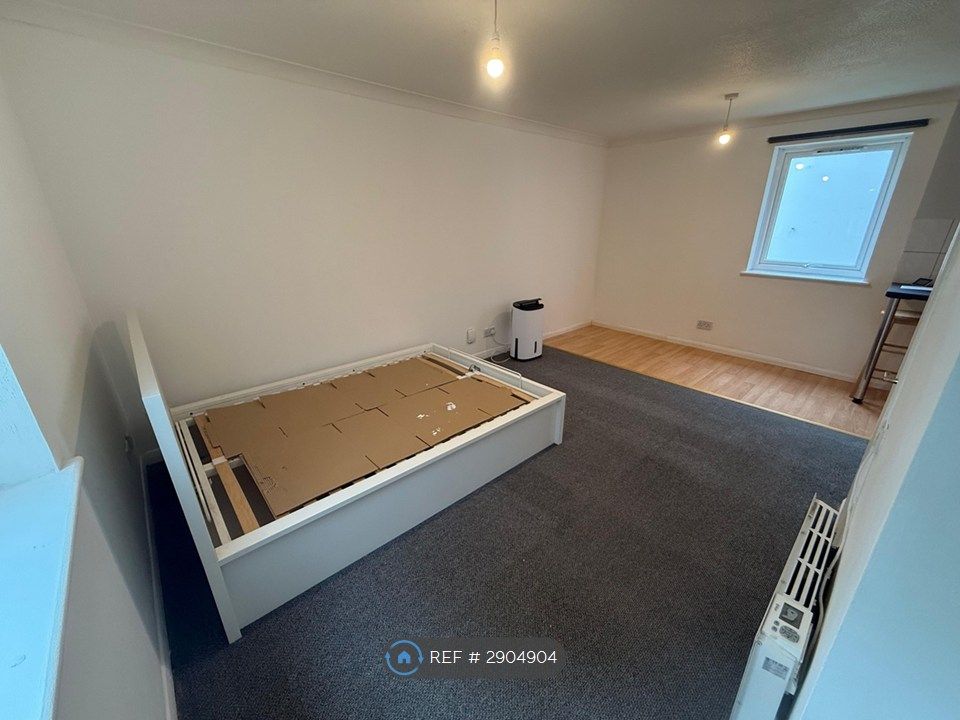 Property photo 2 of 5