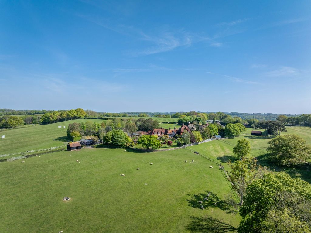 Property photo 1 of 39 Summertree Farm