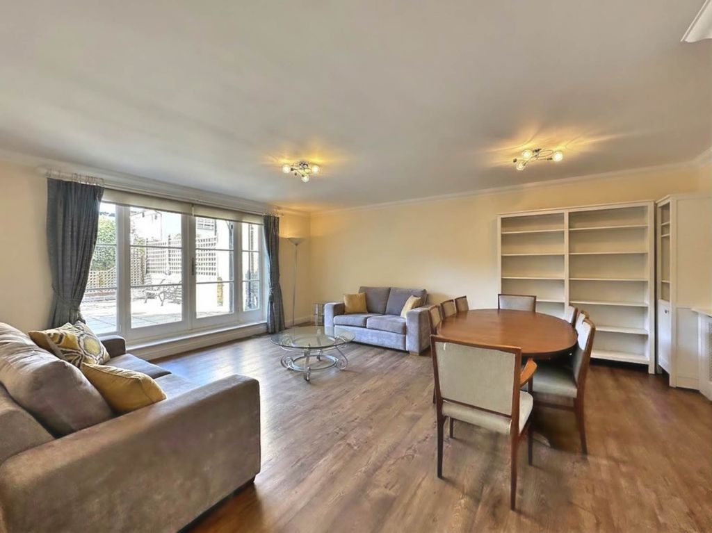 Property photo 3 of 18