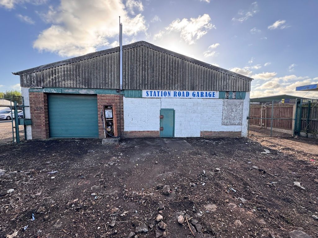 Property photo 1 of 10 Photo 2