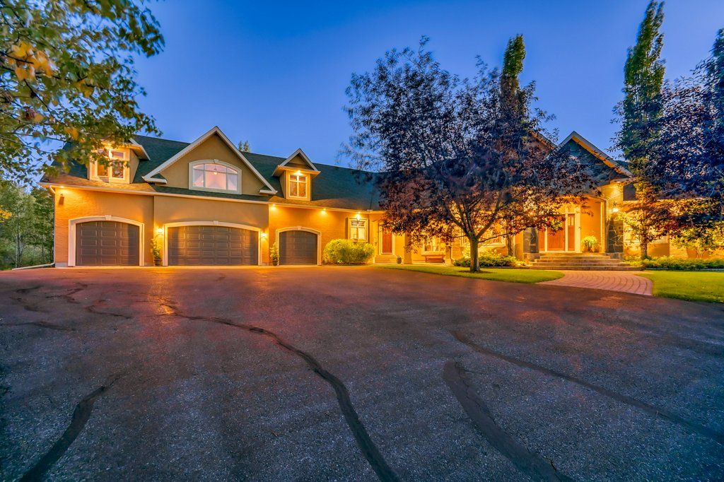 Property photo 2 of 50