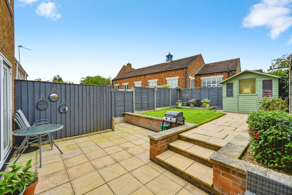 Property photo 2 of 17