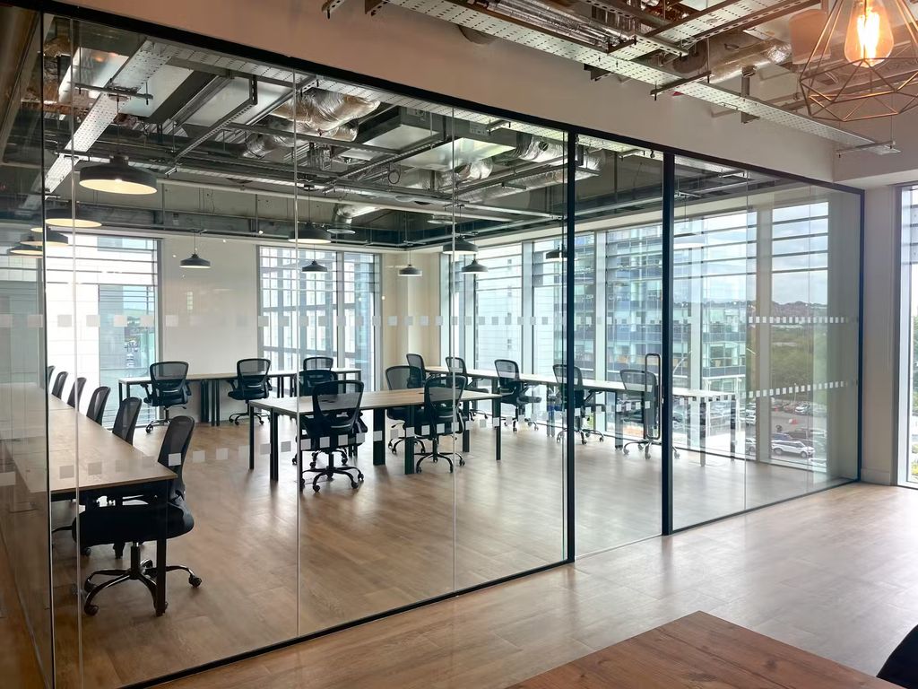 Property photo 1 of 16 Office