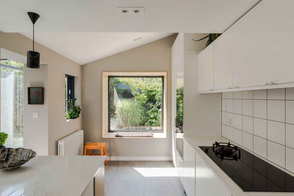 Property photo 1 of 27 301643 - 6 Mona Road-1.Jpeg