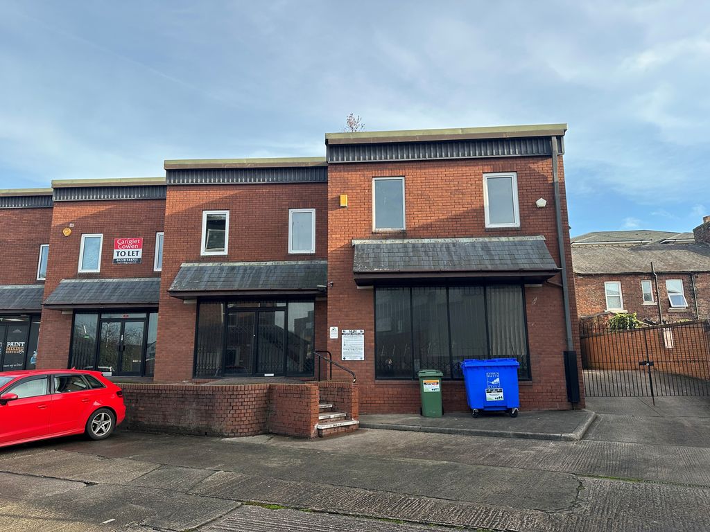 Property photo 1 of 9