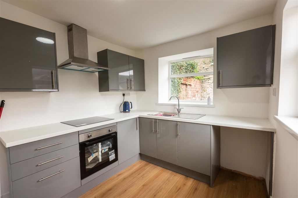 Property photo 2 of 19 Cz0A9223.Jpg