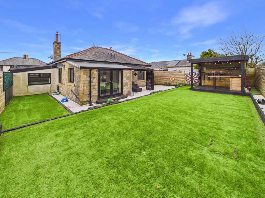 Property photo 2 of 22 65d7177Aa5Df49Aeb57F7F6d3838F733_80_Cam02093G0-Pr0