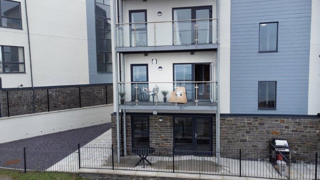 Property photo 2 of 14 Picture No. 02