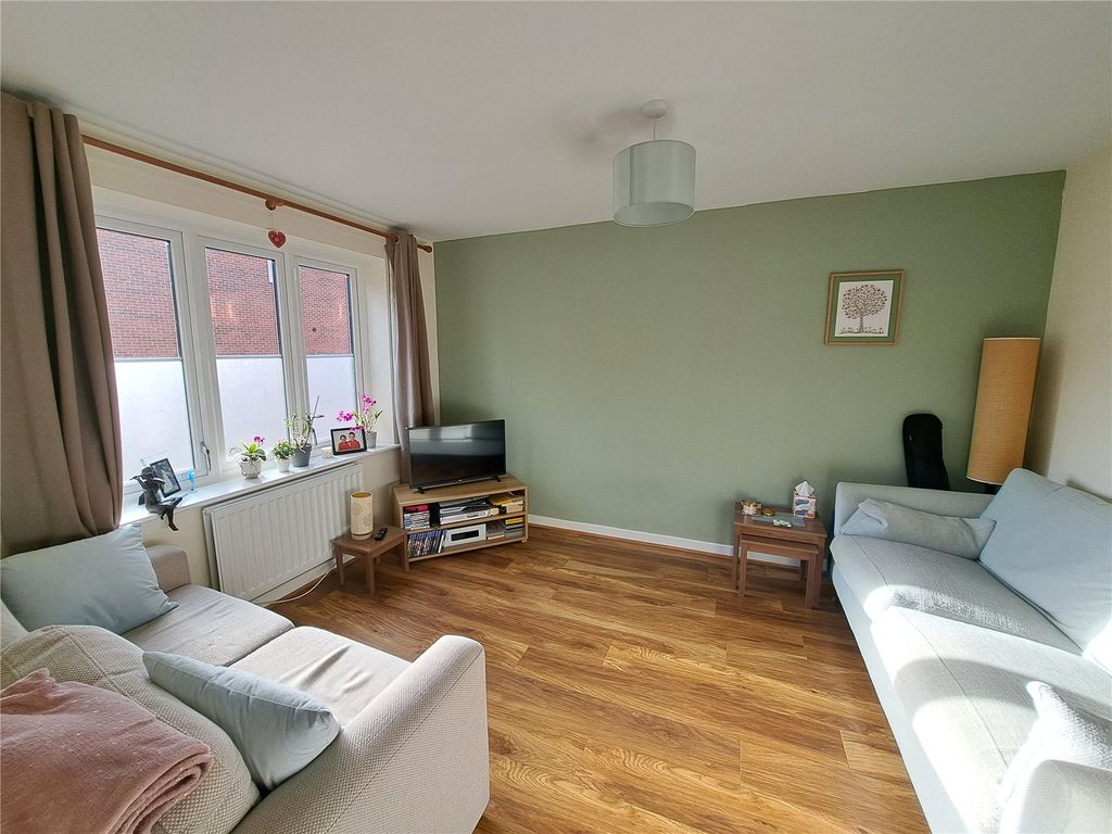 Property photo 2 of 12 Picture No. 09
