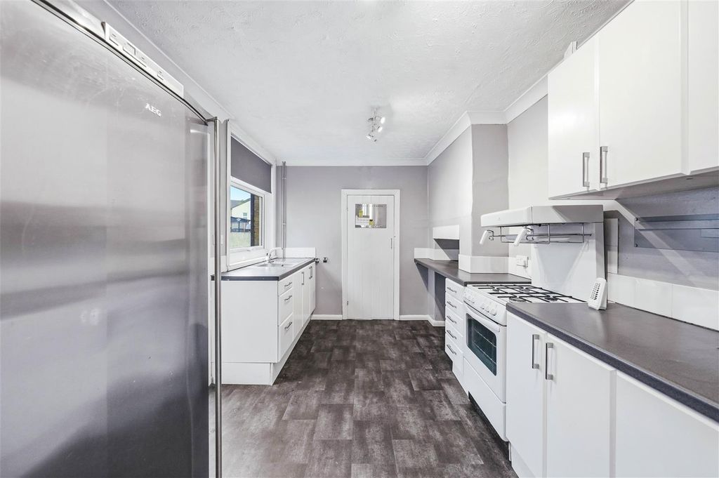 Property photo 2 of 23 Photos-9.Jpg