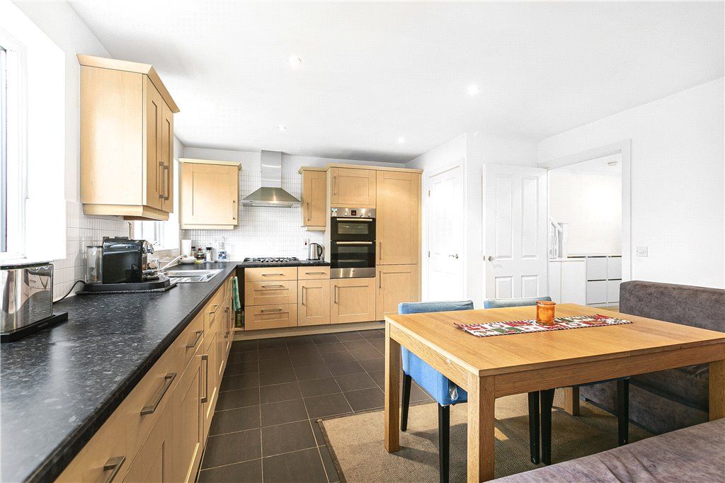 Property photo 3 of 24 Kitchen