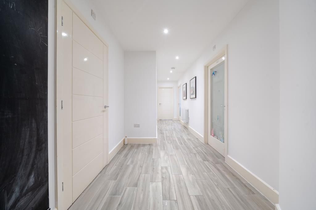 Property photo 3 of 12 Hallway