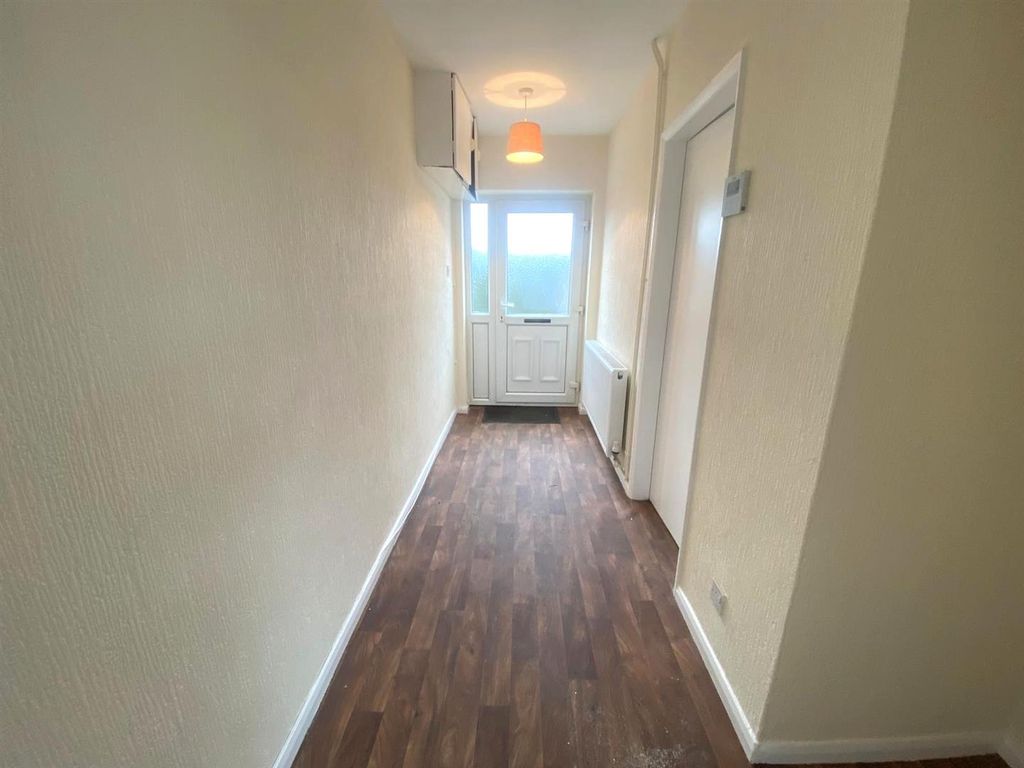 Property photo 3 of 15 Hallway.Jpg