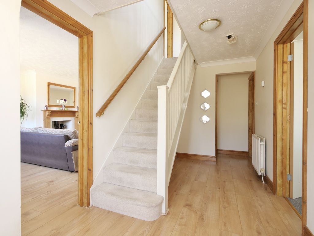 Property photo 3 of 40