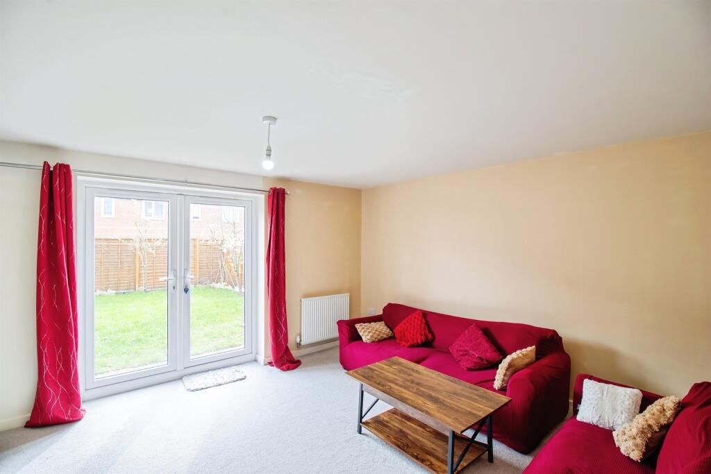 Property photo 2 of 13