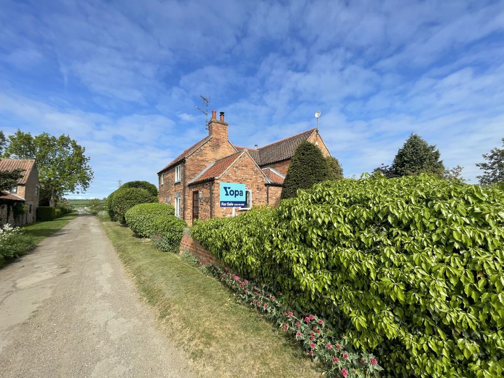 Property photo 1 of 32 Thumbnail_Img_3931