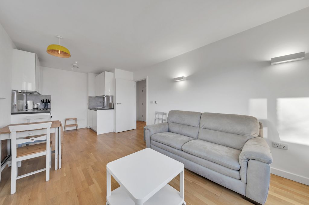 Property photo 3 of 15 Gallery