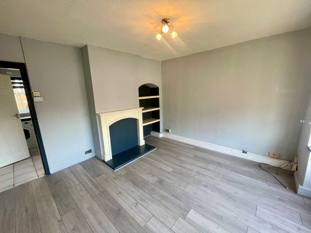 Property photo 3 of 9 Picture No. 18