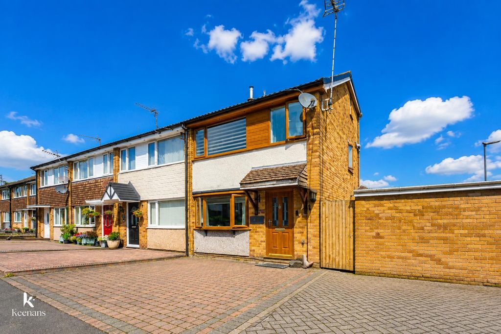Property photo 1 of 25 Dawlish (3).Png