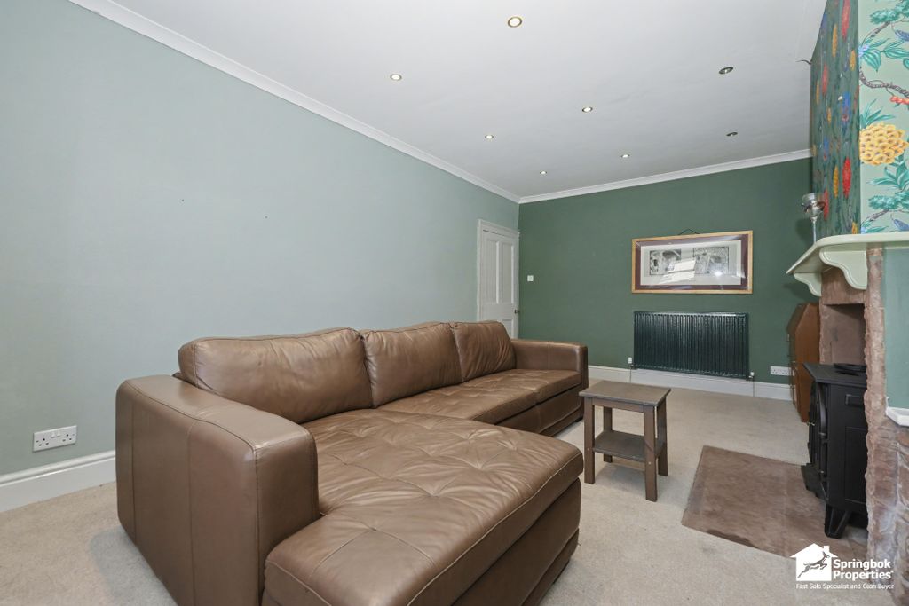 Property photo 2 of 13 Image 1