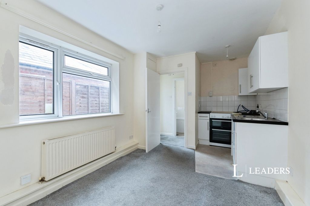 Property photo 2 of 14 Pbox-Img.Jpg