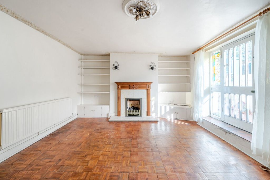 Property photo 1 of 19 Picture No. 22