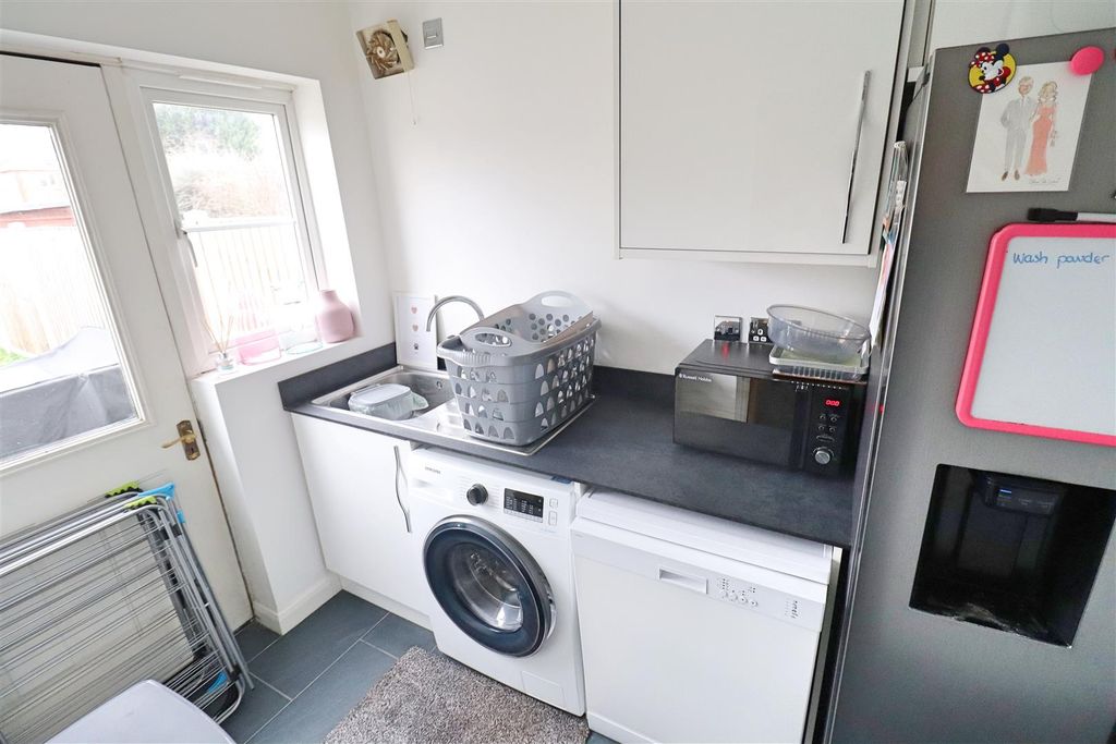 Additional image 7 of 4 bed semi-detached house for saleAetheric Road, Braintree CM7