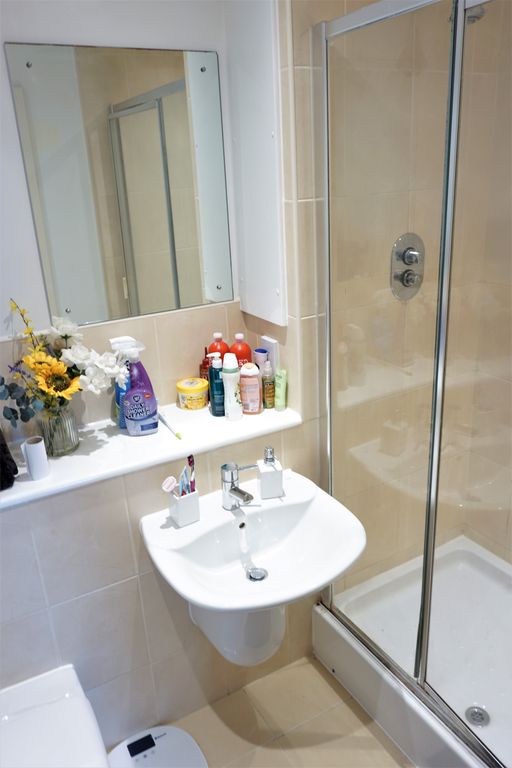 Additional image 6 of 2 bed flat to rentHicking Building, Queens Road NG2
