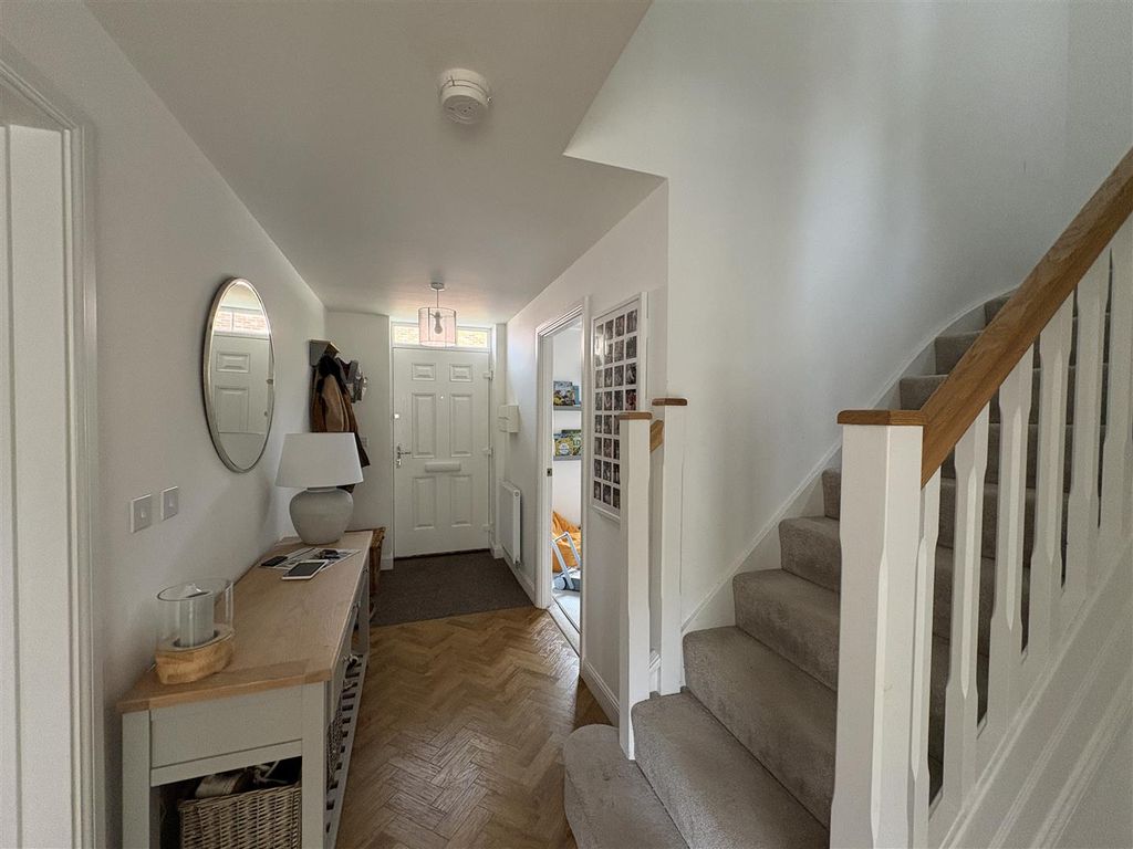 Property photo 2 of 29 20251024_122611928_Ios.Jpg