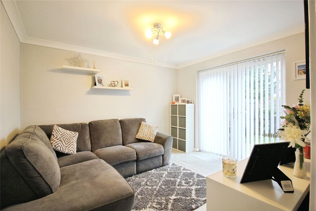 Property photo 2 of 7 Picture No. 04